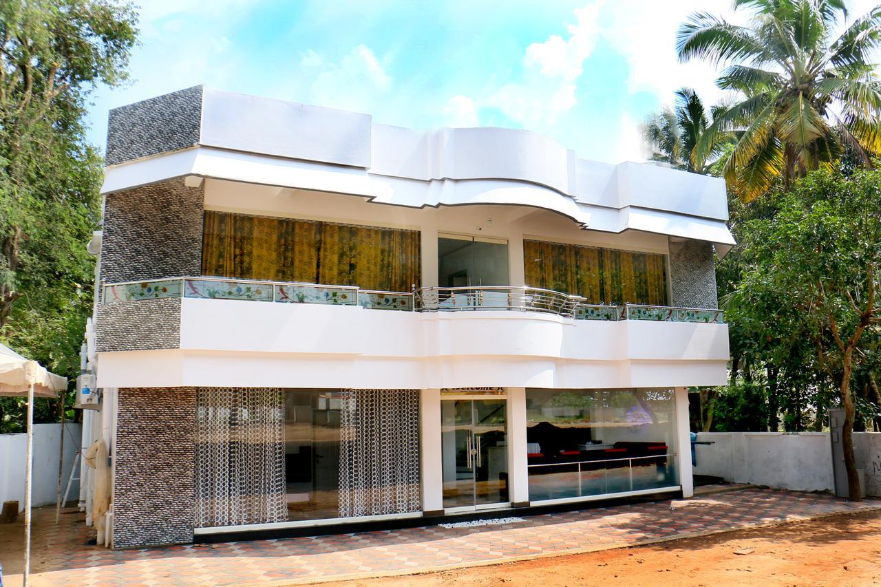 Mugal Beach ResortAlappuzha エクステリア 写真